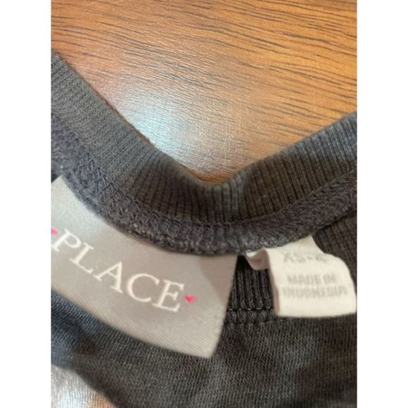 Childrens Place Sweater - Picture 3 of 3